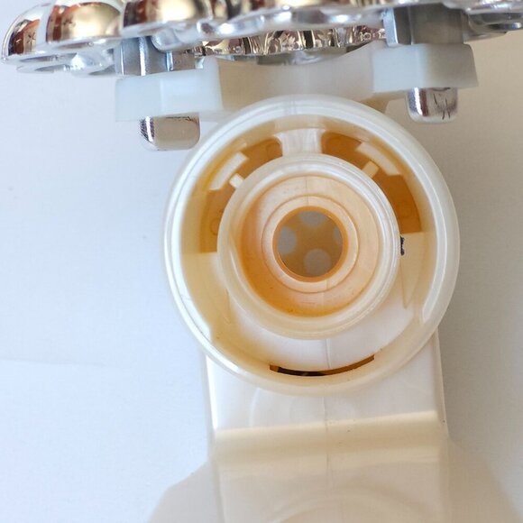 BATH AND BODY WORKS CHRISTMAS BELL WREATH With RED BOW WALLFLOWER PLUG - Picture 6 of 6